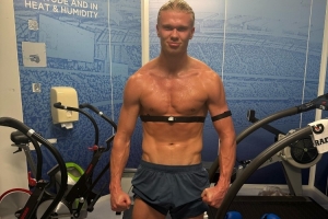 九游体育注册-魔鬼筋肉人哈兰德更新社媒晒出自己训练照