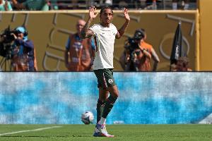 作为巴西球员攻破巴甲球队,若昂-佩德罗是本届世俱杯第3人