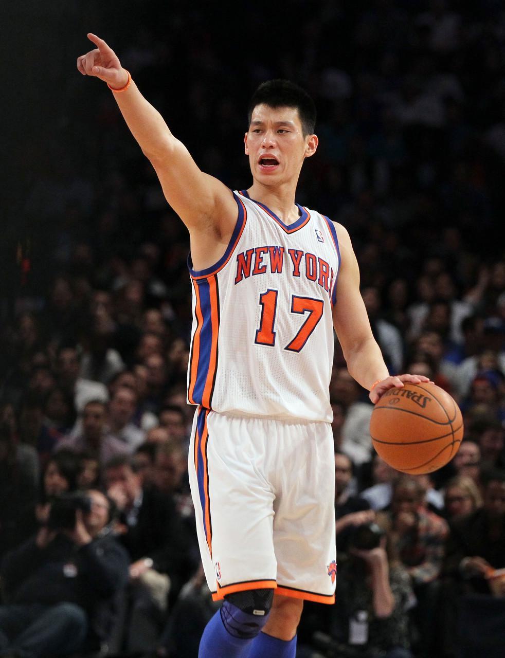 回顾林疯狂：对德隆砍25分开启 战科比轰38分&amp;amp;3分绝杀猛龙到高潮